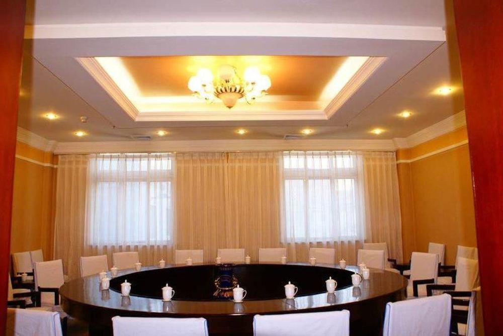 Tian Wai Tian International Hotel Baotou Facilities photo